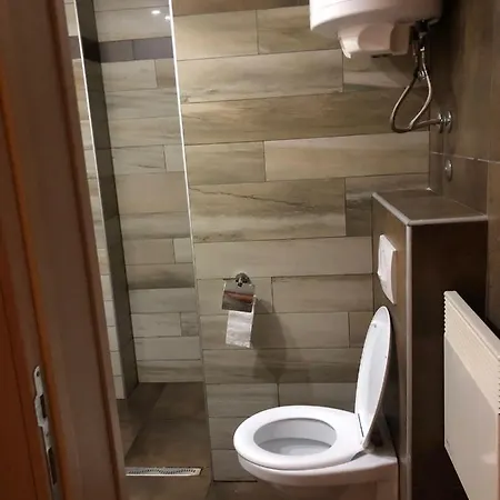 アパート As Lux *