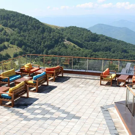 アパート As Lux *