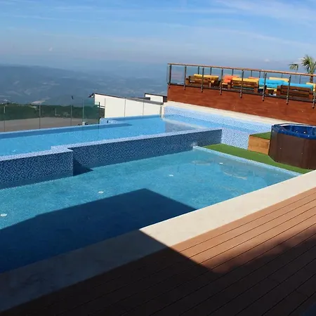 アパート As Lux *